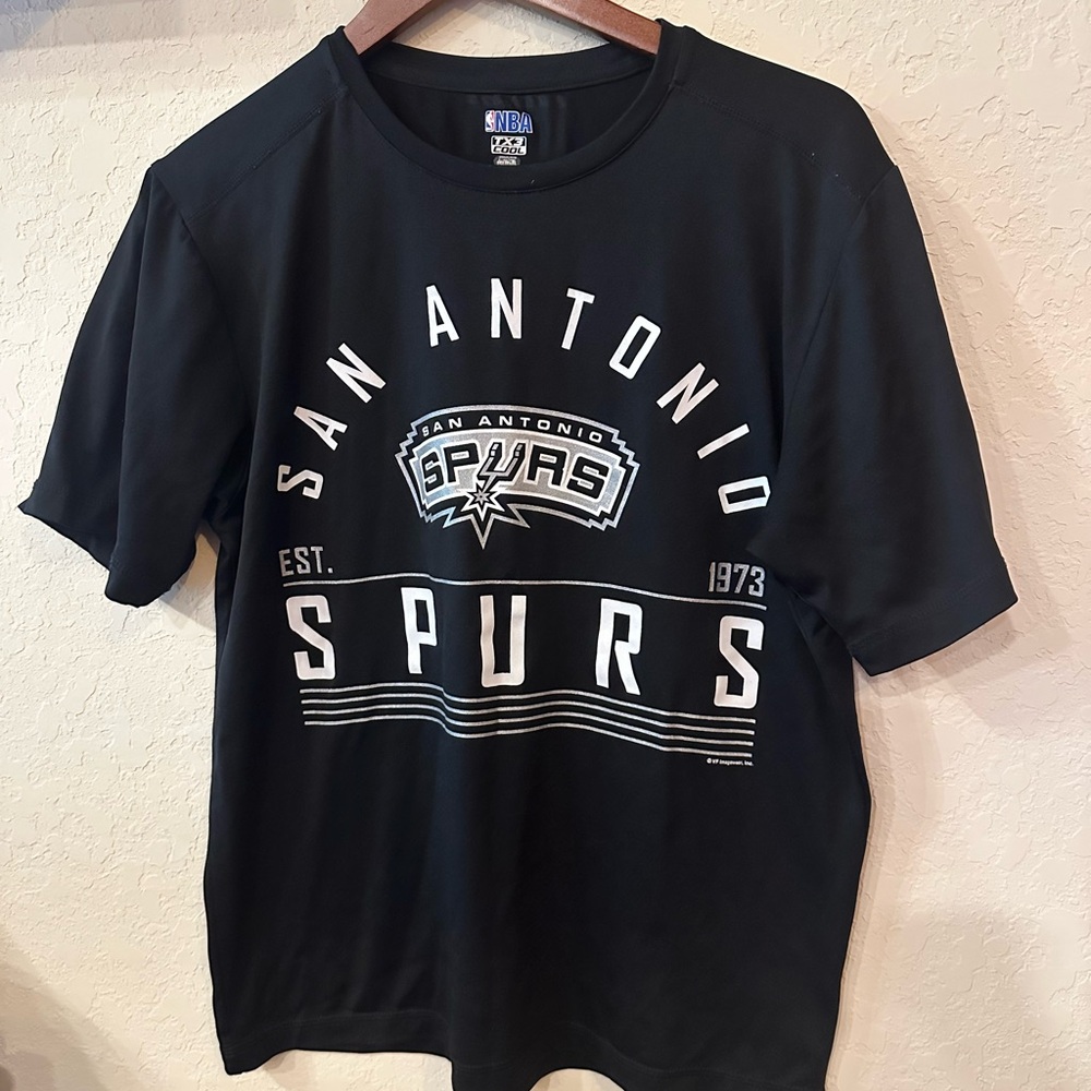 NBA Black Short Sleeve Spurs Tee